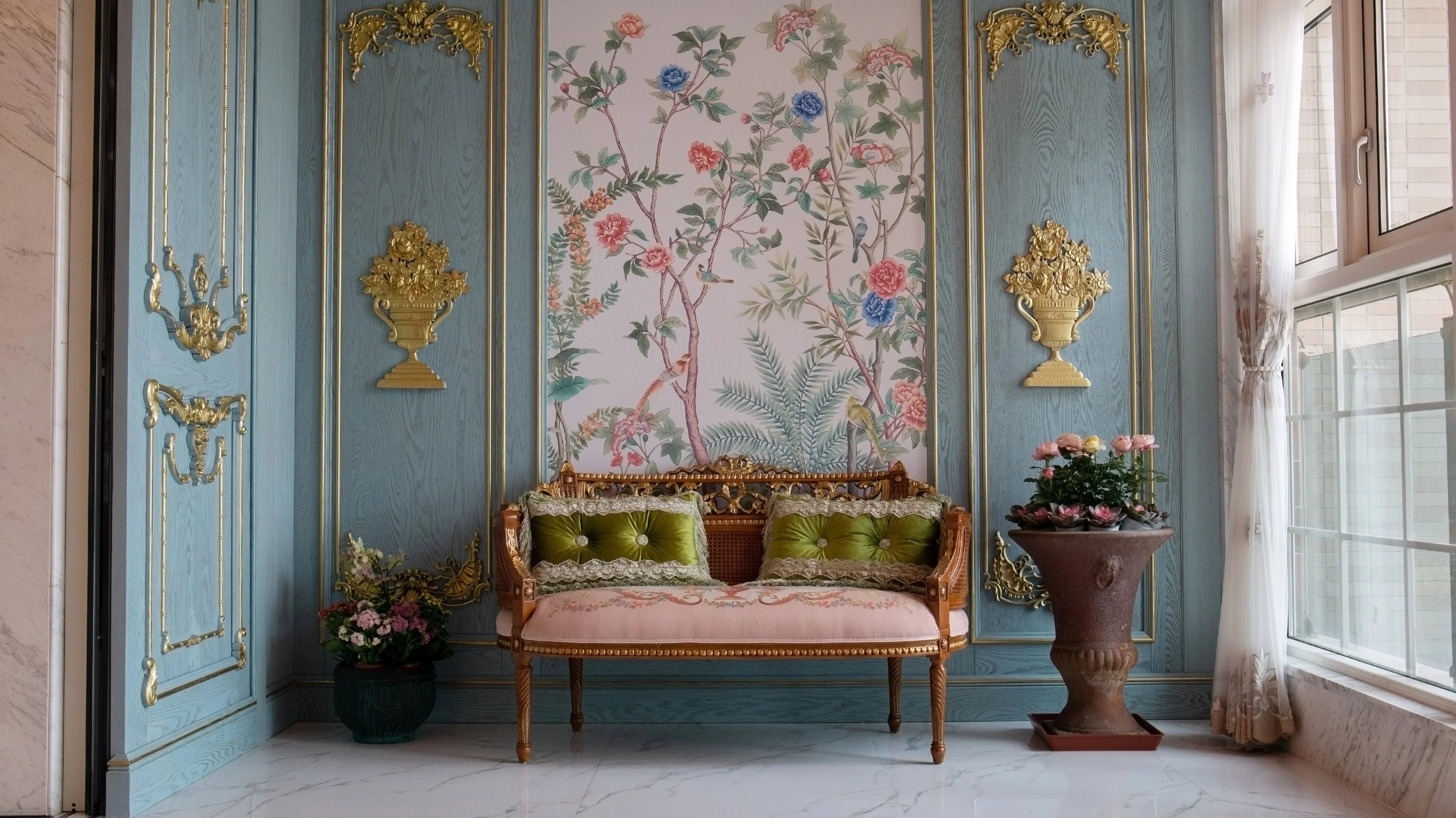 Luxury Living Room Furniture Defines a European Classical Villa - RITONG HOME Furnishing