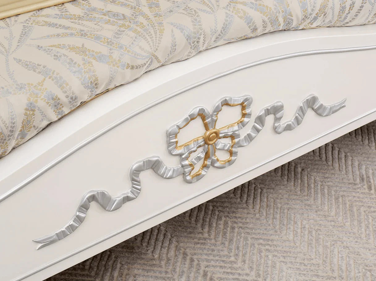 Luxury French style bedroom bench seat with jacquard fabric and classical carving