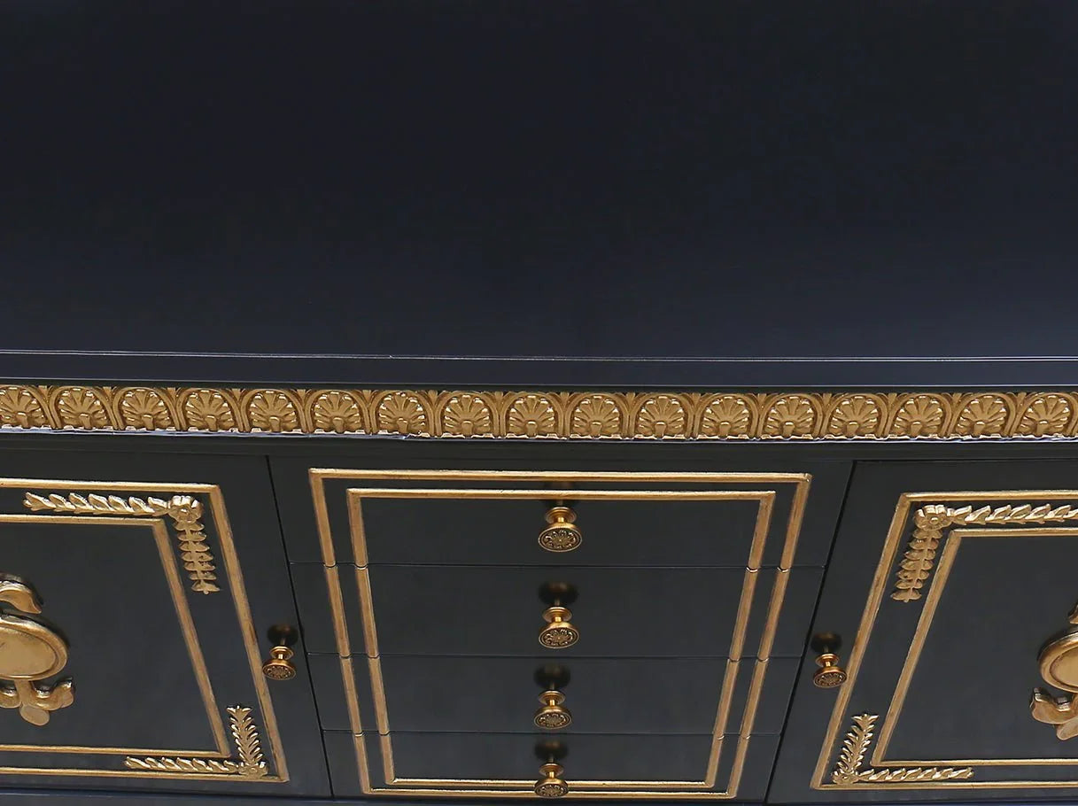 Black sideboard R-077 top view: Polished black surface, gold trim detailing – perfect for displaying decor.