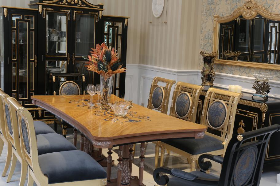 French Armchair: Custom Elegant Dining Chairs by Ritong Furnishing - RITONG HOME Furnishing