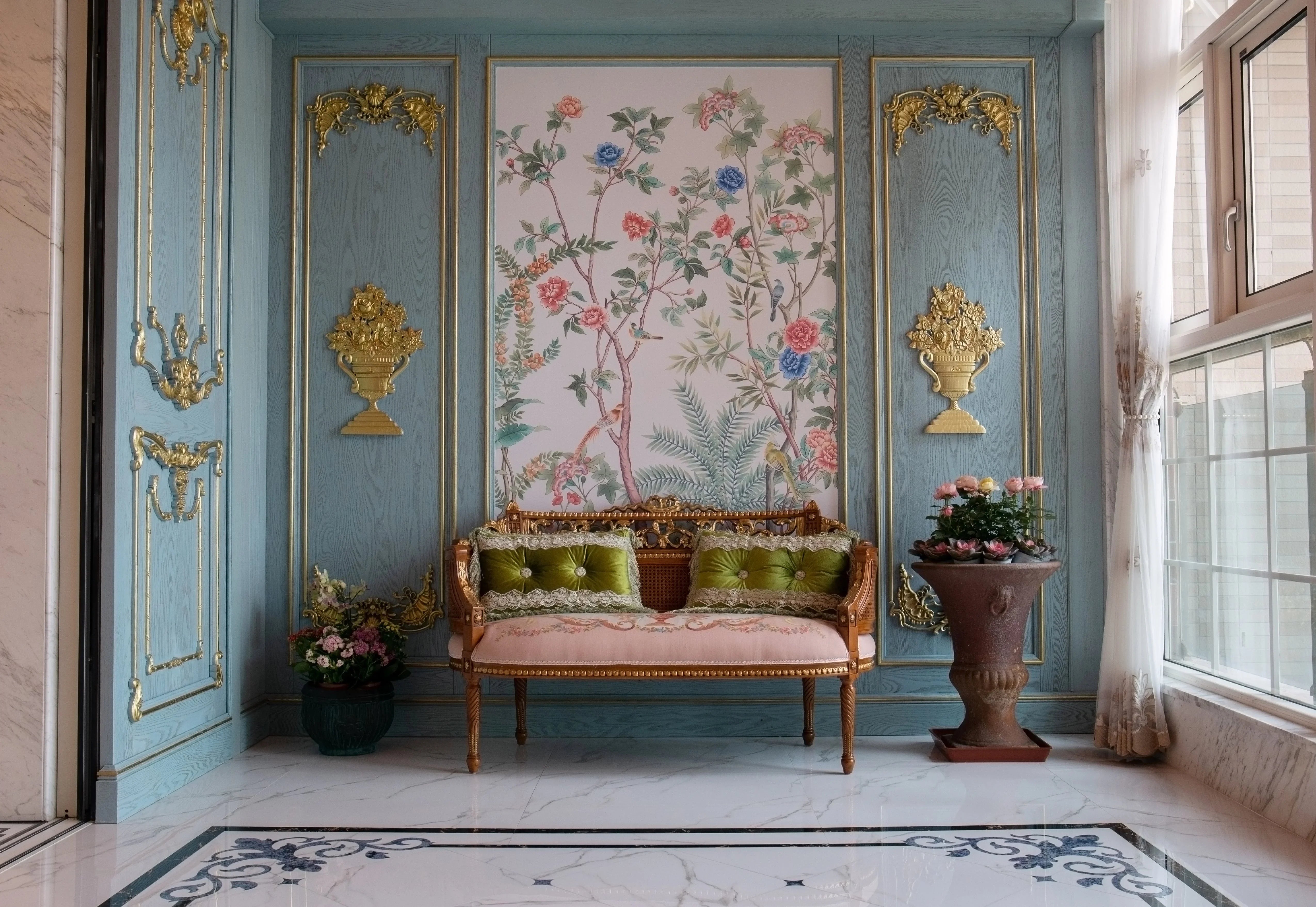 Luxury Living Room Furniture Defines a European Classical Villa - RITONG HOME Furnishing